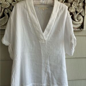 XiRENA White V-Neck Blouse Large
